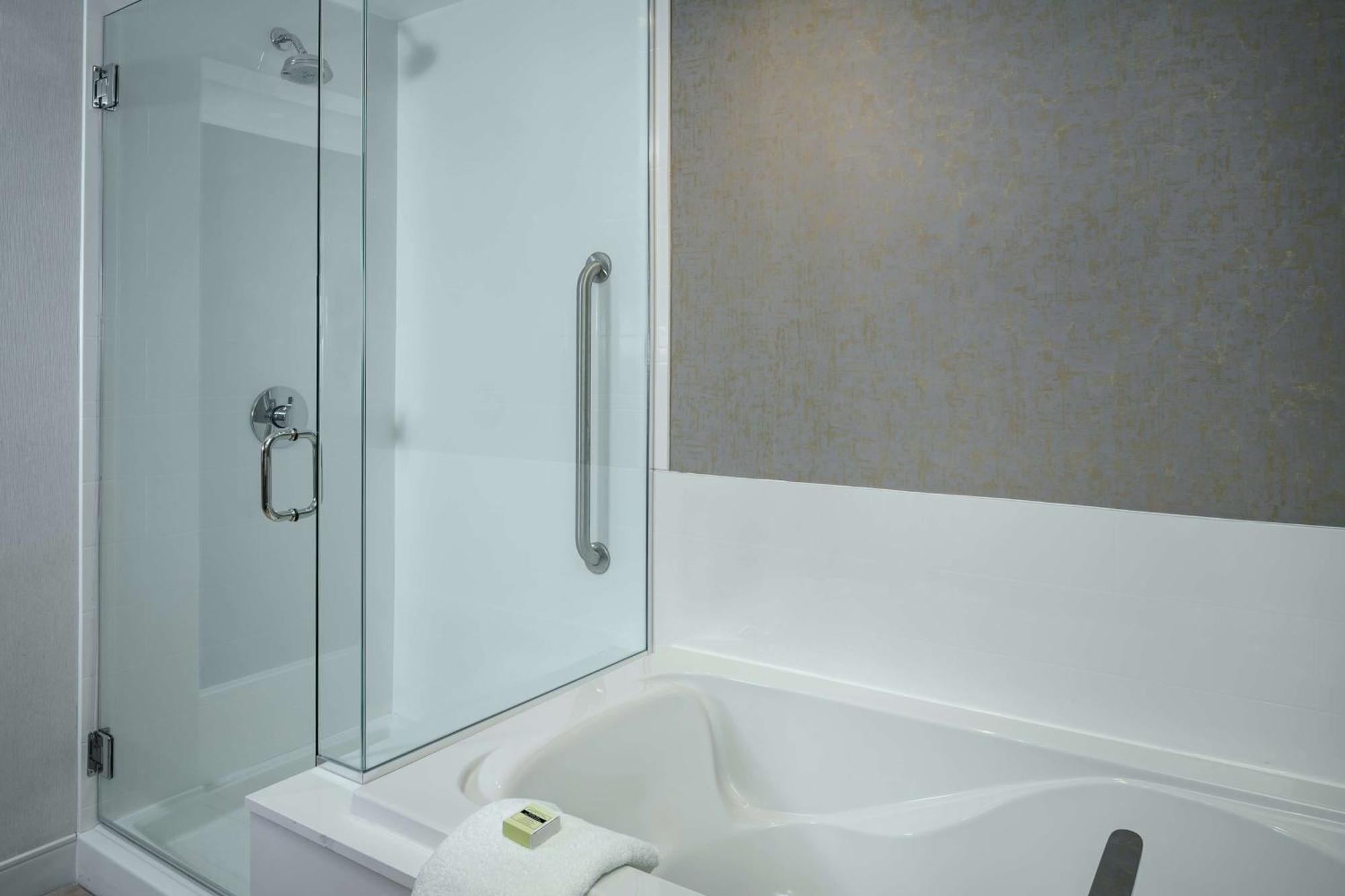 Hilton Garden Inn Seattle Bellevue Downtown, Wa Esterno foto