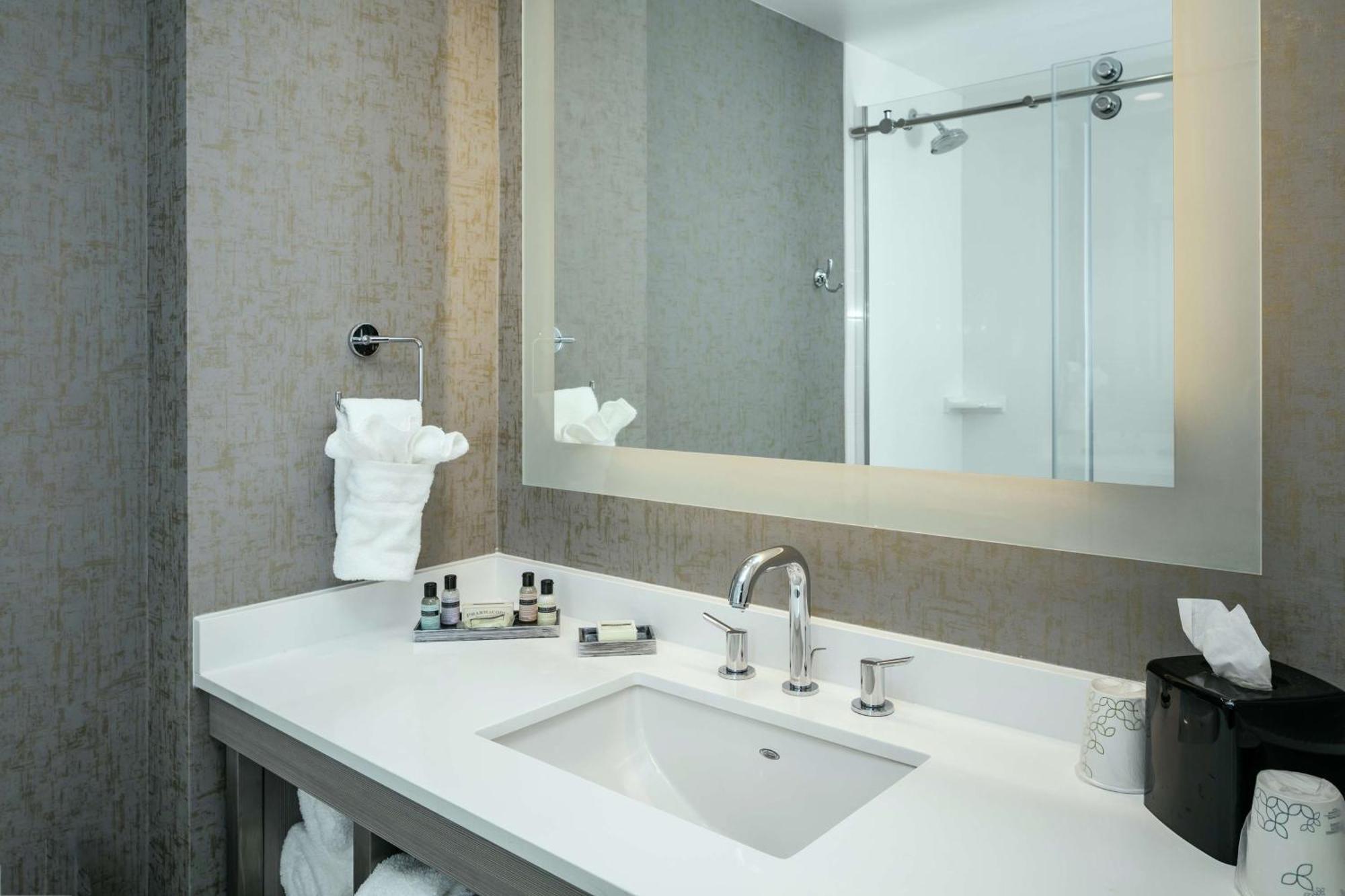 Hilton Garden Inn Seattle Bellevue Downtown, Wa Esterno foto